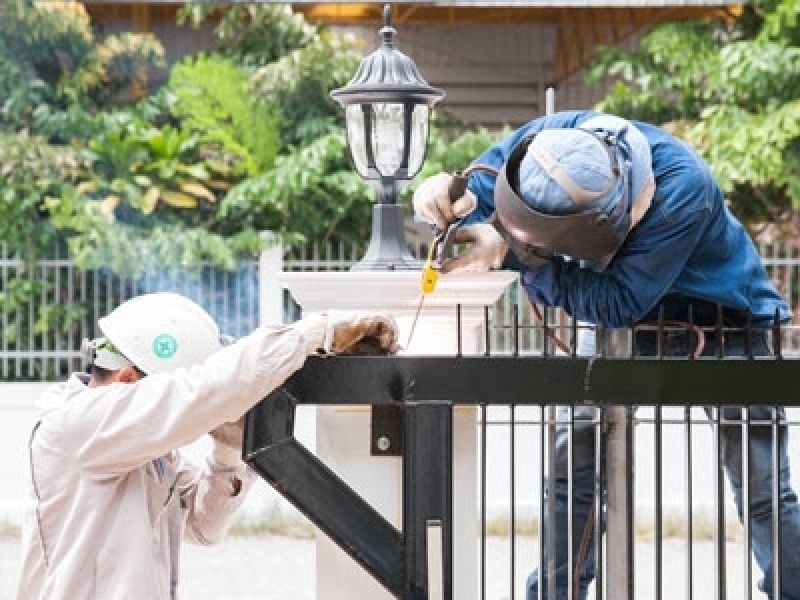 Manutenção de Portão Basculante Preço Parque Anhembi - Manutenção de Portão de Alumínio