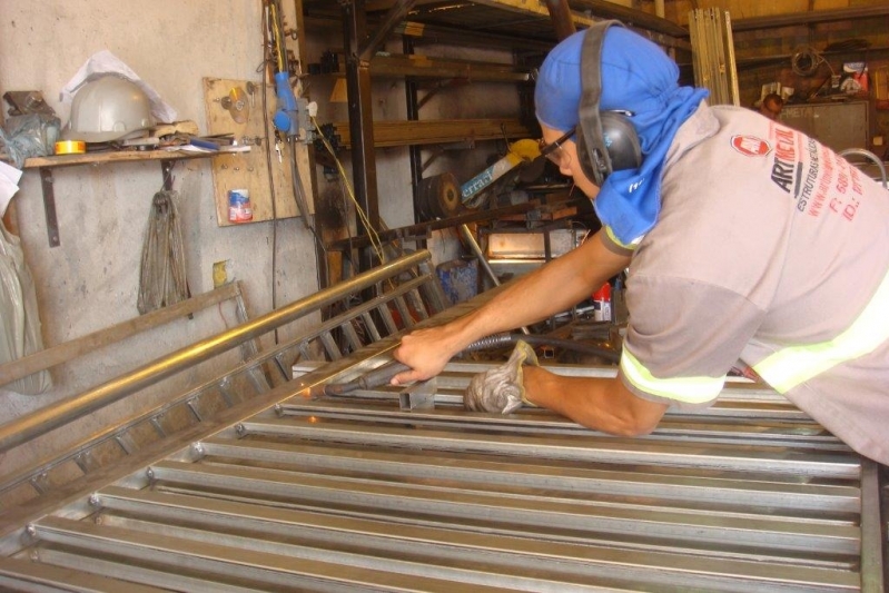 Valor da Manutenção de Portão Basculante Heliópolis - Manutenção de Portão de Correr