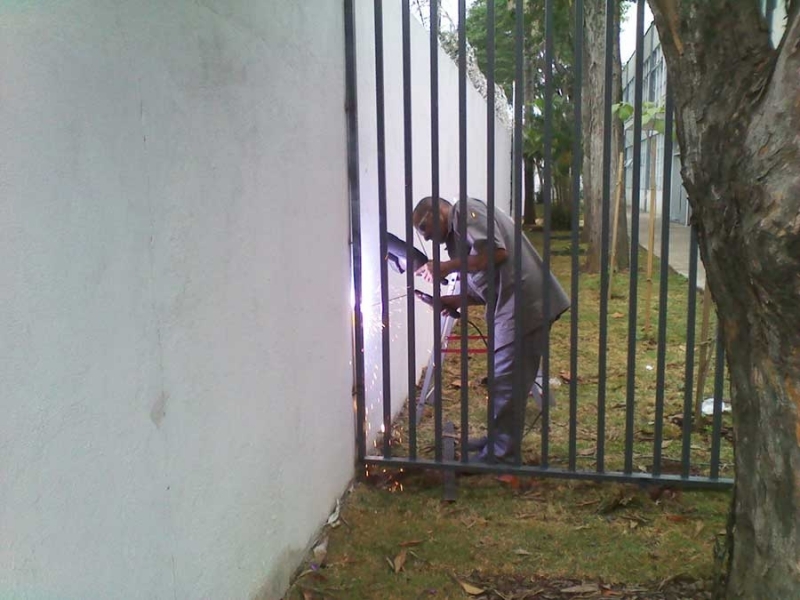 Valor da Manutenção de Portão Eletrônico Parque Peruche - Manutenção de Portão Automático